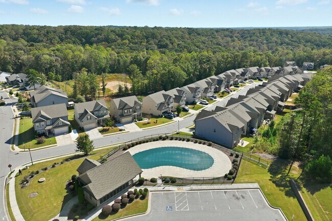 Building Photo - 3247 Hawthorne Path