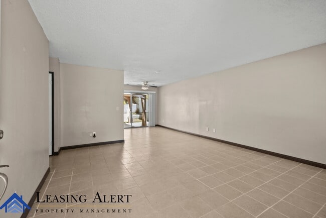 Building Photo - 29238 Florabunda Rd