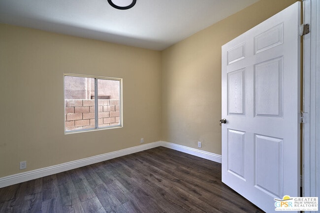 Building Photo - 51311 Avenida Velasco