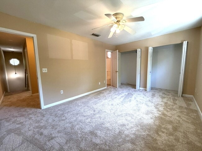 Building Photo - 514 Teal Ln