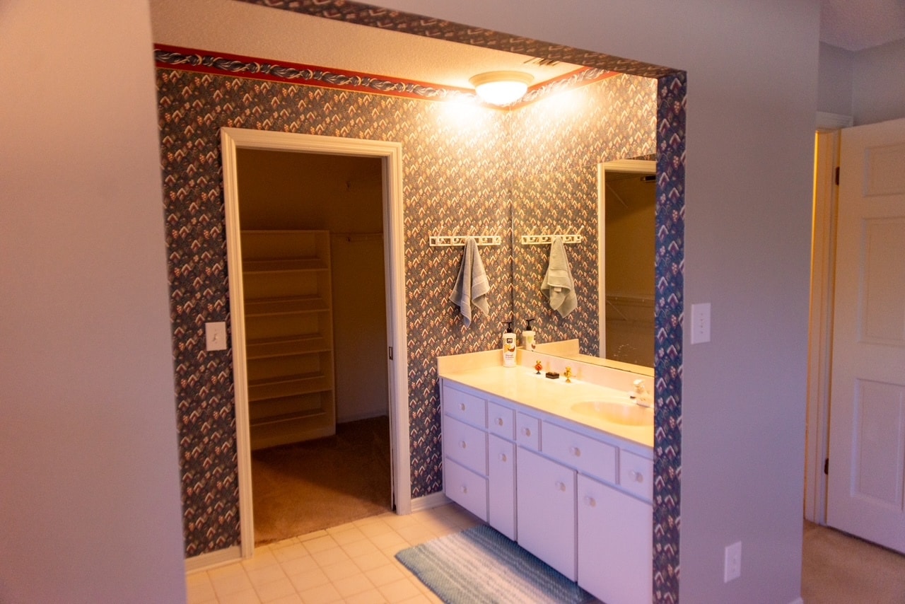 Building Photo - 315 Lazy Acres Ln