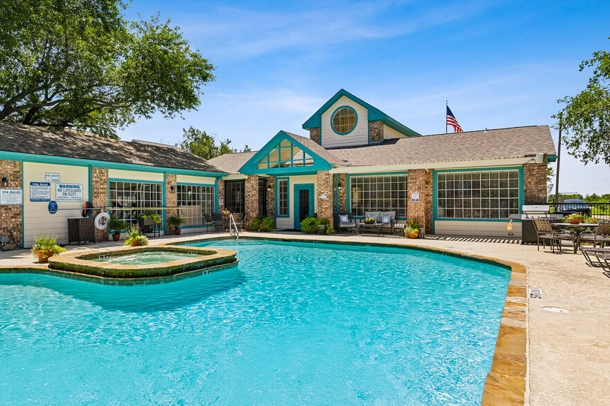 Primary Photo - Solarium