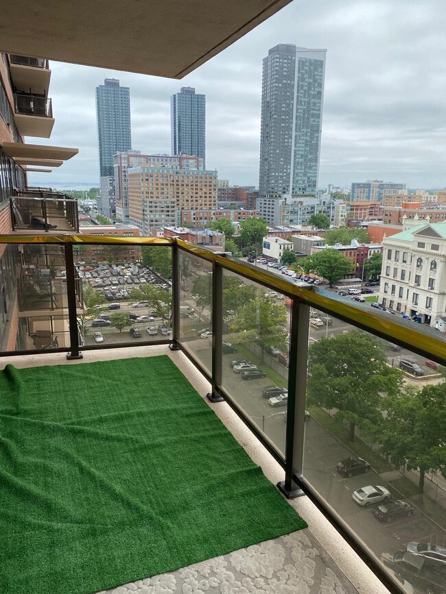 Building Photo - 280 Marin Blvd