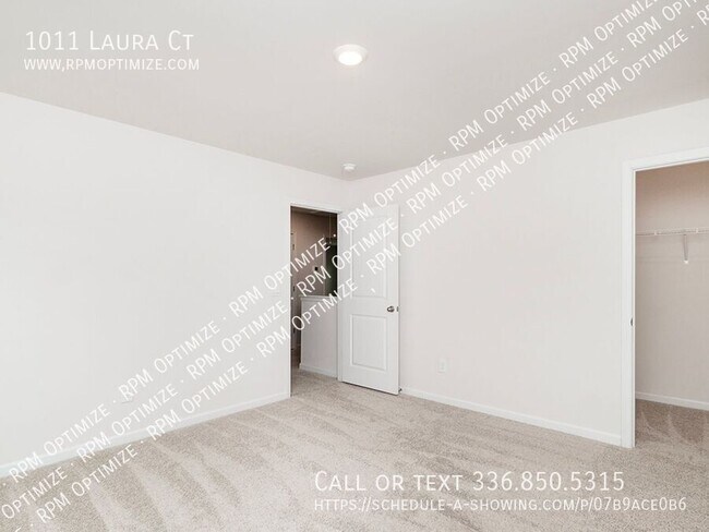 Building Photo - 1011 Laura Ct