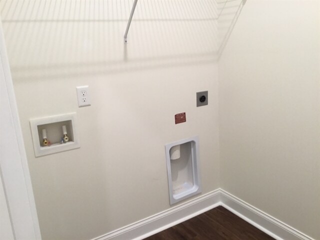 Building Photo - 215 Swan Dr