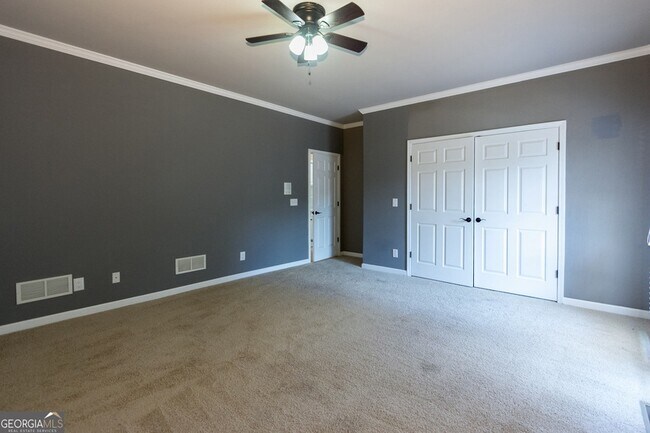 Building Photo - 5166 Wheeler Dr