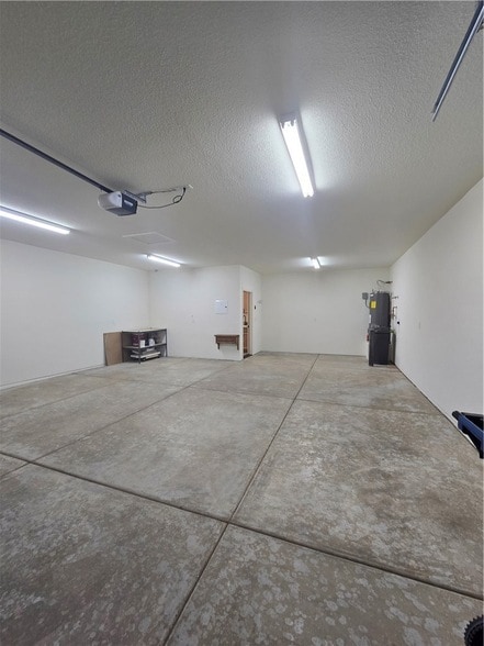 Building Photo - 2459 Davis Ridge Ave