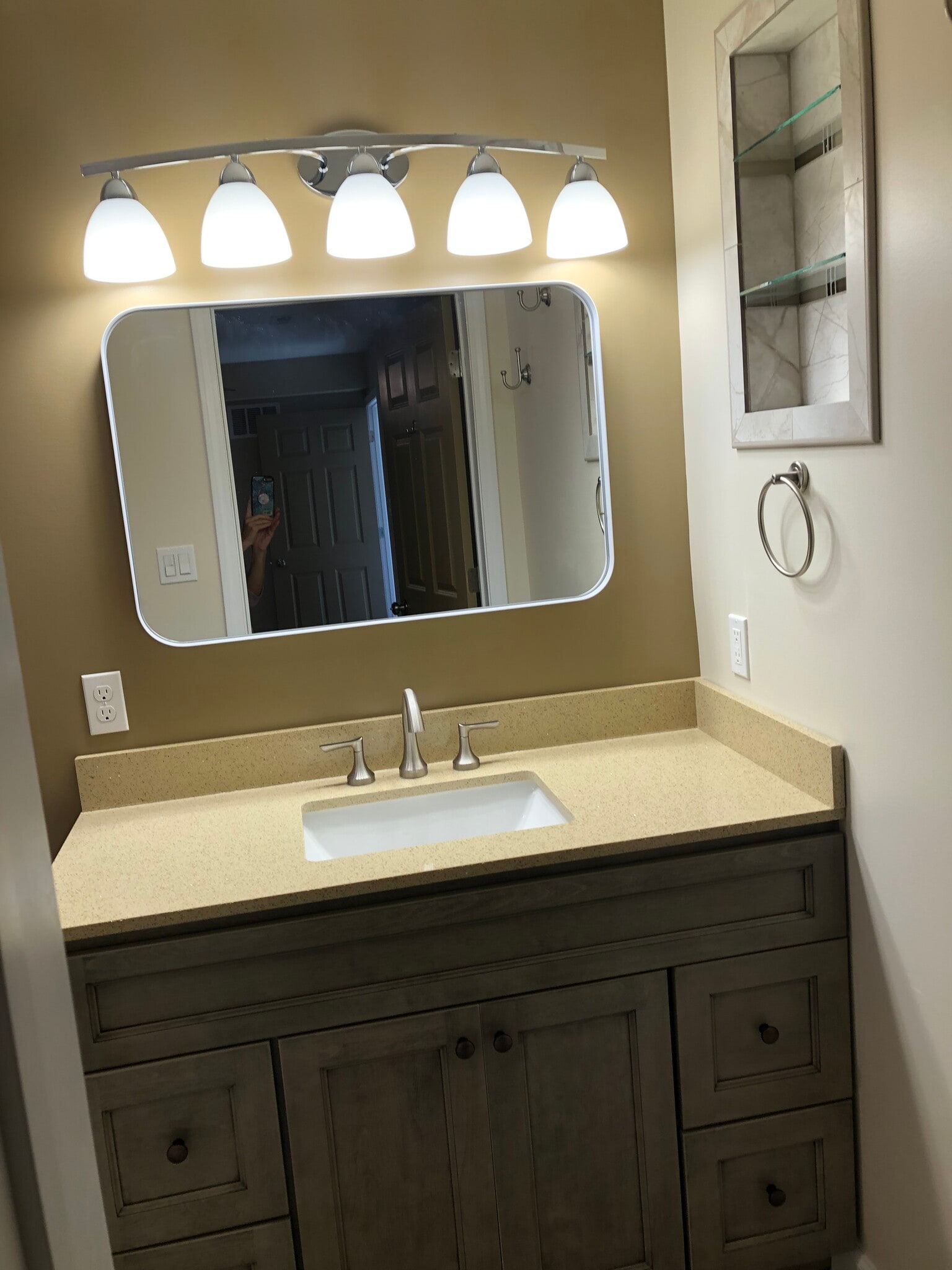 Building Photo - 203 E Dunklin St