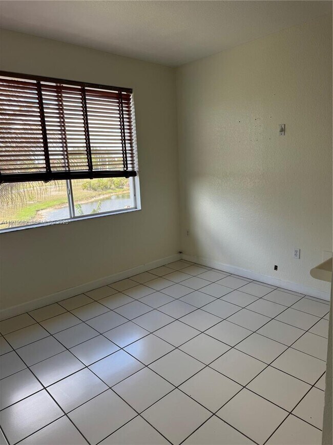 Building Photo - 17660 NW 73rd Ave