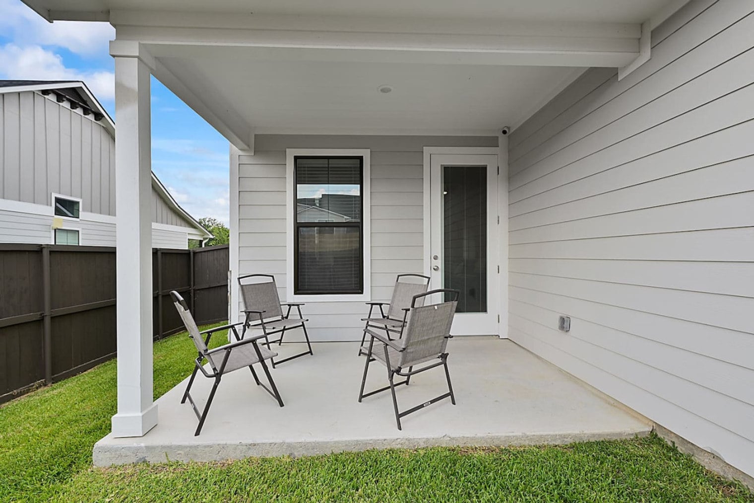 Building Photo - 5048 Mooney Fls Dr