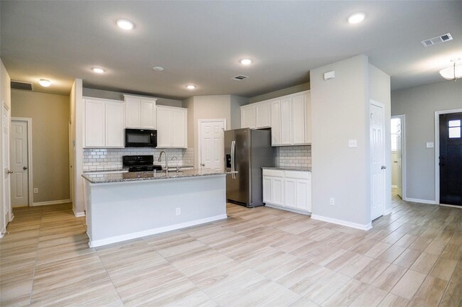 Building Photo - 26046 Quiet Field Ct