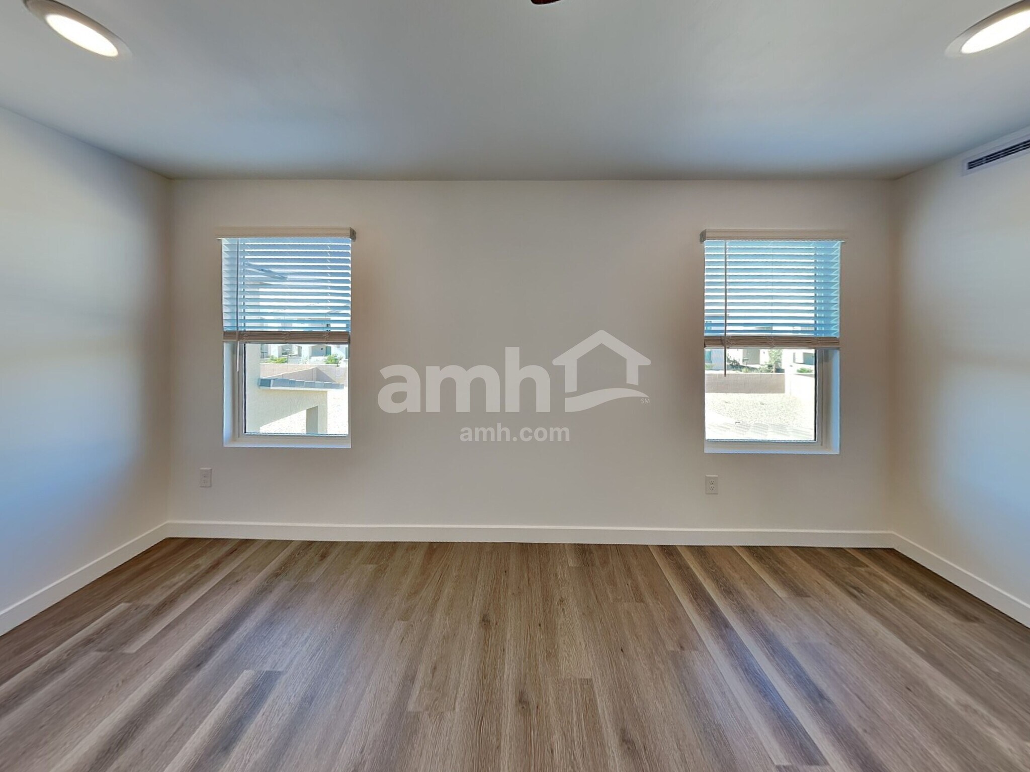 Building Photo - 7340 S Avenida Obelo