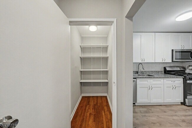 Building Photo - 2467 NJ-10