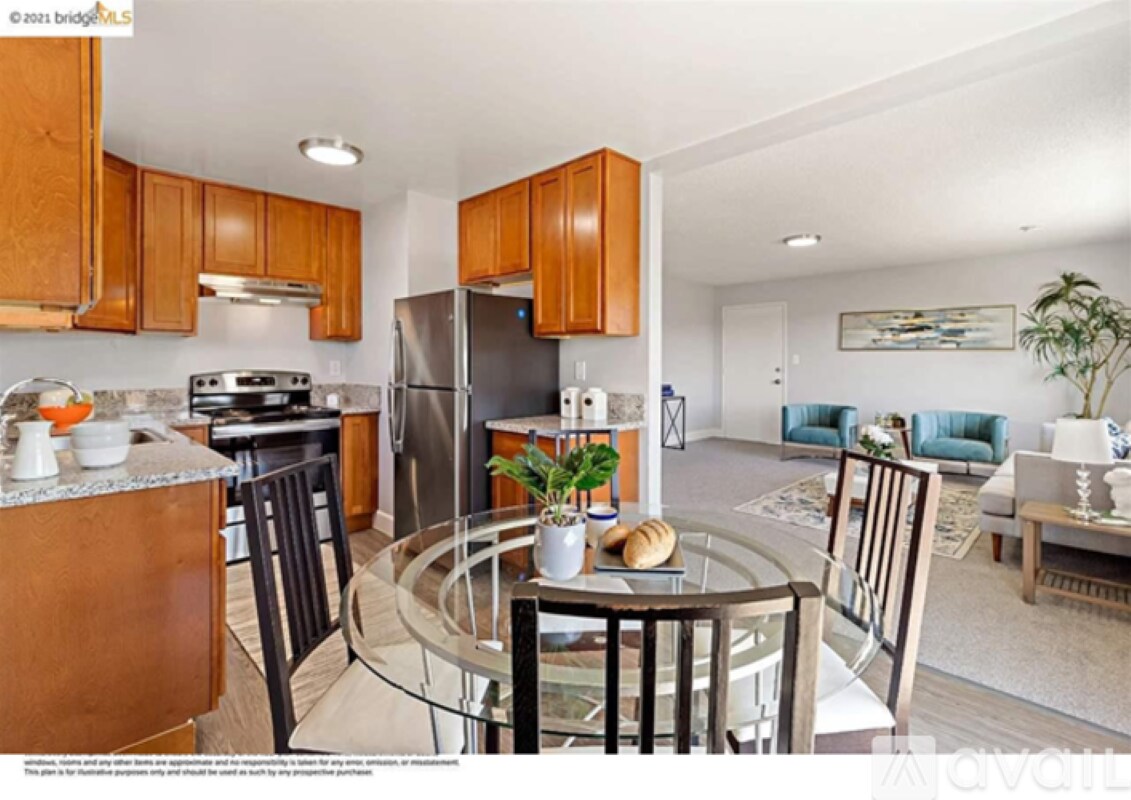 Kitchen - 2711 McGee Ave