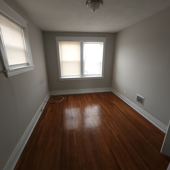 Building Photo - 4710 Delor St