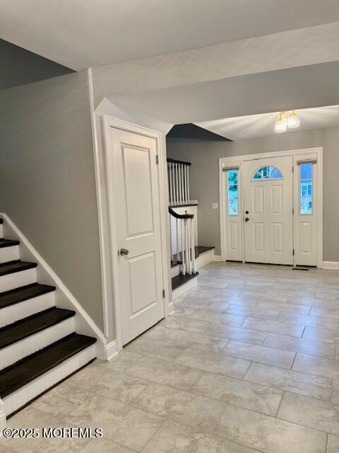 Building Photo - 299 White Rd