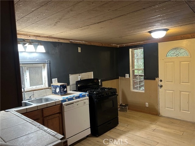 Building Photo - 14745 Del Oro Dr