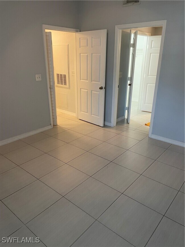 Building Photo - 23520 Walden Center Dr