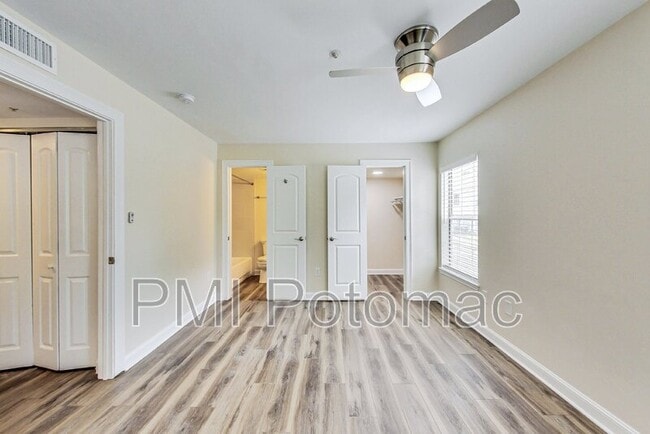 Building Photo - 10301 Westridge Dr