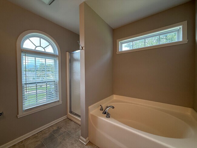 Building Photo - 5813 Huckleberry Ct