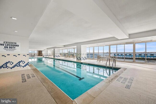 Building Photo - 717 S Christopher Columbus Blvd