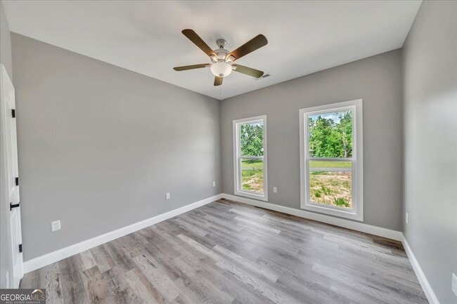 Building Photo - 110 Ryan St