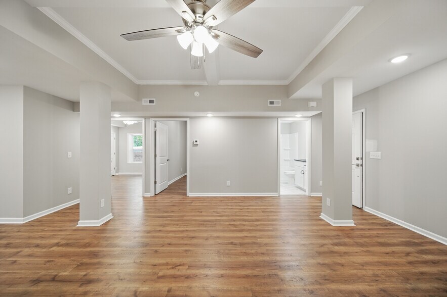 Living room - 216 Legion Dr