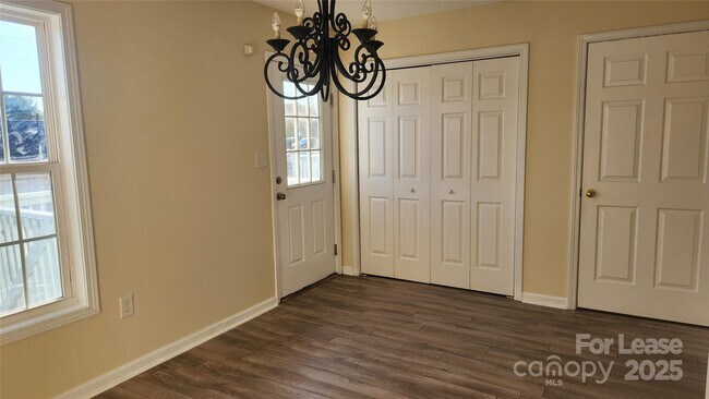 Building Photo - 110 Steam Engine Dr