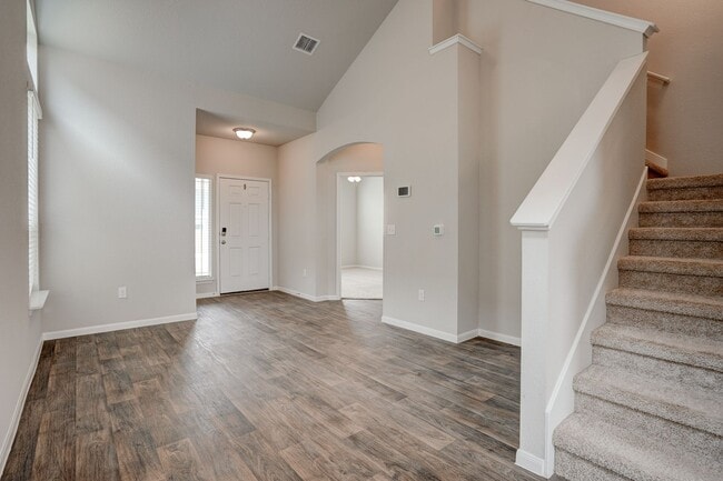 Building Photo - 10602 Tildon Ave