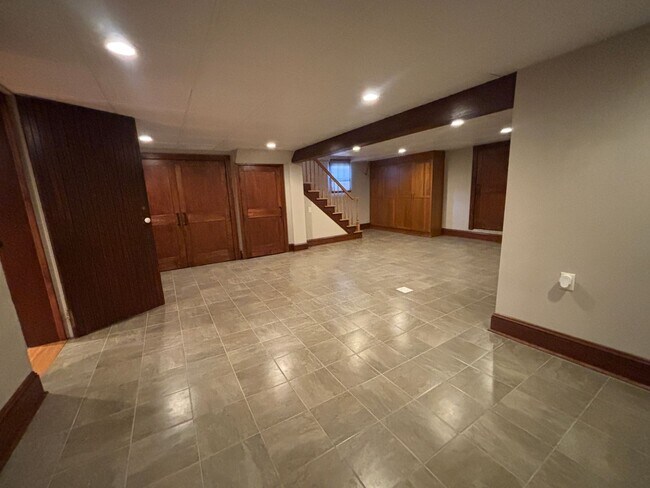 Building Photo - REDUCED Grandin Court Tudor with 3 Bedrooms and 2.5 Baths - EV Charging Station