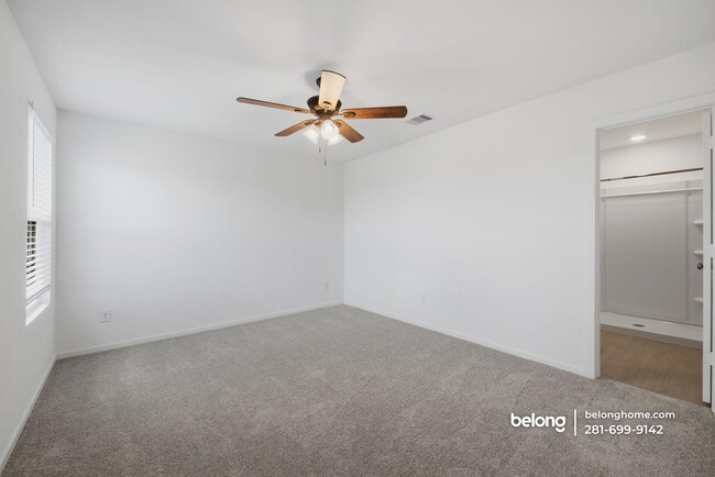 Building Photo - 10814 Red Orchid Dr