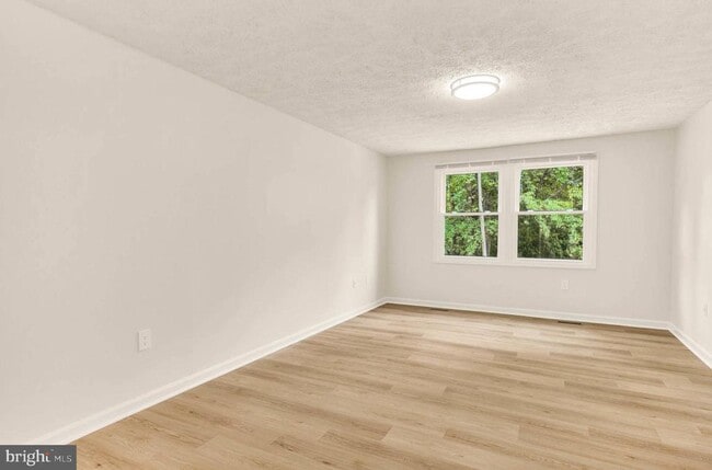 Building Photo - 10640 Gorman Rd