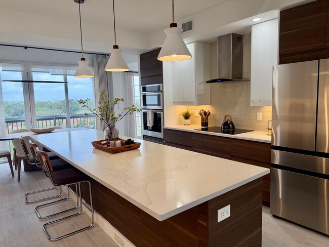 Building Photo - 17031 Boca Club Blvd