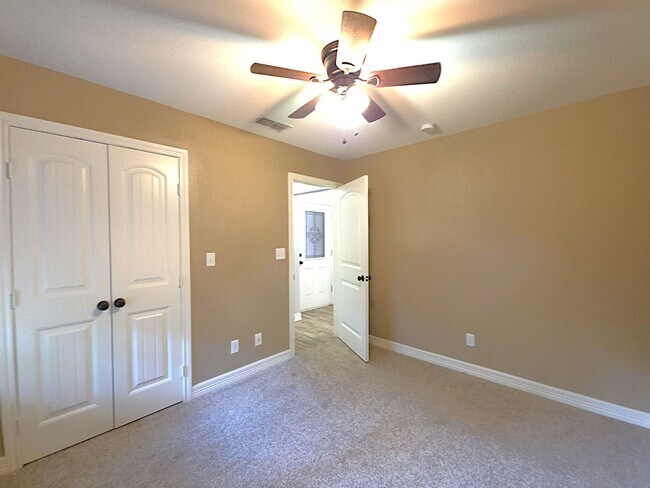 Building Photo - Ready to Move Into Your Dream Rental Home?
