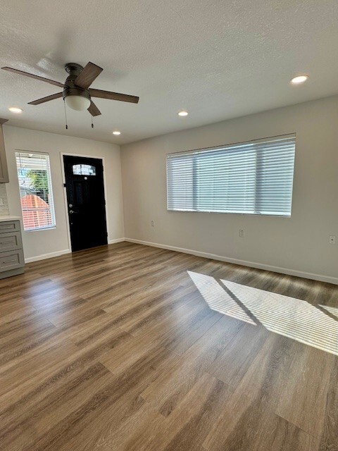 Building Photo - 1830 Toyon Dr