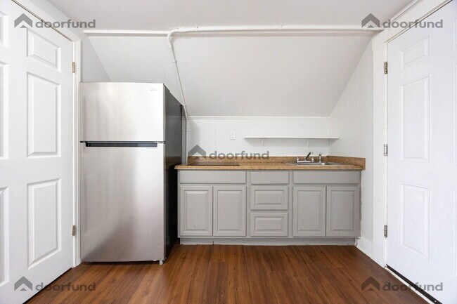 Building Photo - 123 Union Ave