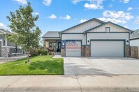 Building Photo - 1033 Traildust Dr