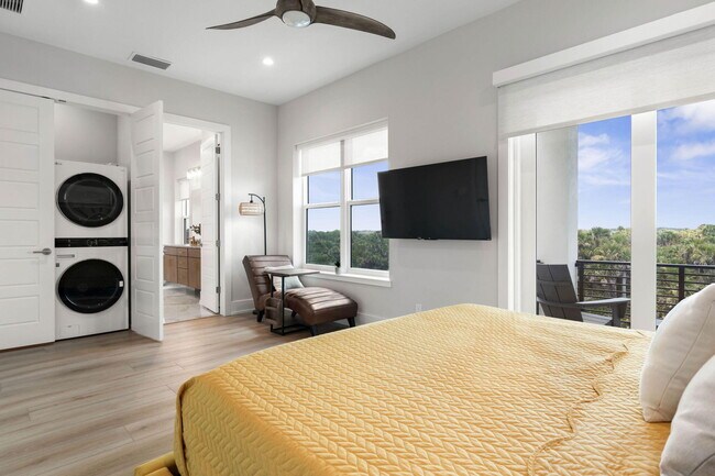 Building Photo - 3538 N Ocean Shore Blvd