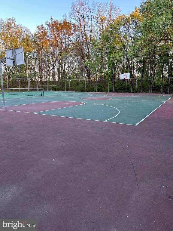 Building Photo - 14646 London Ln