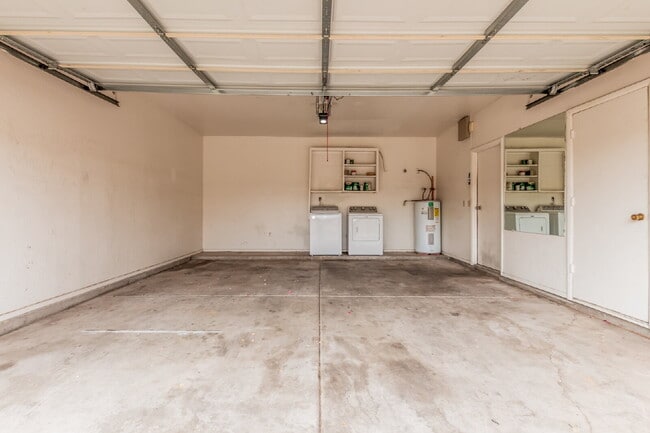 Building Photo - 3 bed 2.5 bath Single Family Home - Union ...