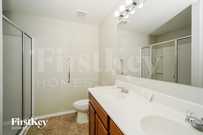 Building Photo - 175 Elderberry