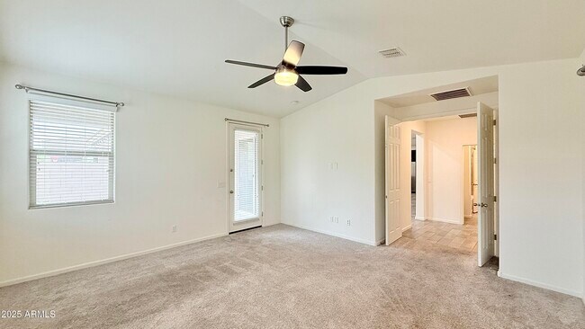 Building Photo - 5420 W Desert Hollow Dr