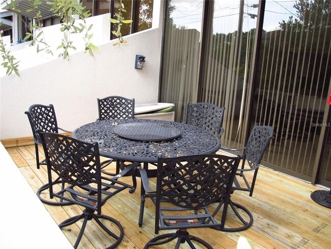 Building Photo - 1511 S Bay Villa Pl