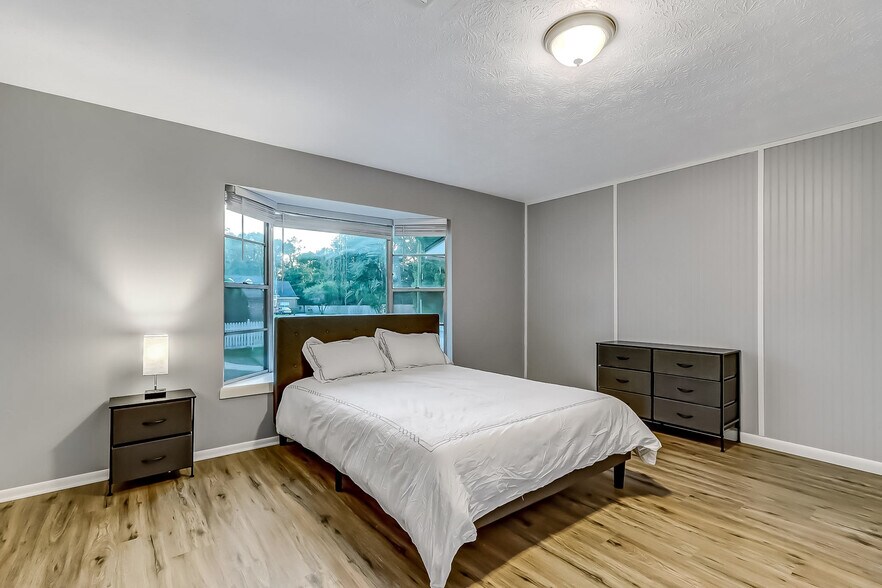 Building Photo - 7129 Beth Ann Ter