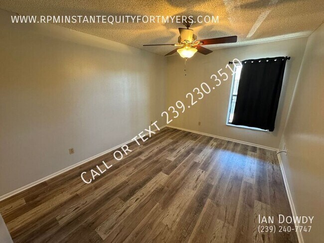 Building Photo - 5323 Summerlin Rd