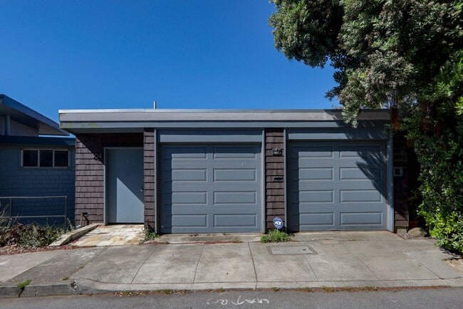 Building Photo - 4BR/3BA Diamond Heights View Home with EV Charger, Wine Cellar & 2-Car Garage | YouTube Tour