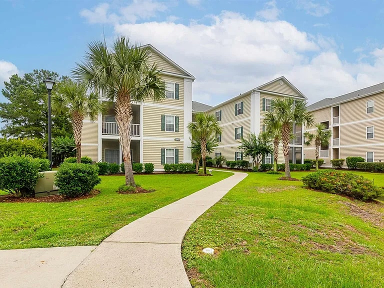 Building Photo - 2040 Cross Gate Blvd