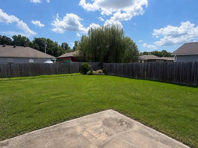 Building Photo - 306 Allyson Dr