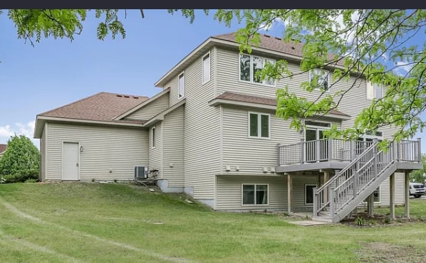 Building Photo - 10543 Noble Cir N