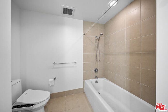 Building Photo - 1111 S Grand Ave